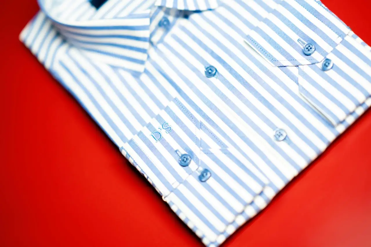 بنر تبلیغاتی پیراهن فروشگاه دامات 